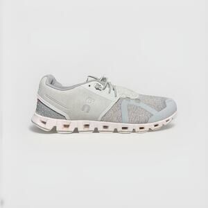 On Cloud 5 Terry Gray Silver Women’s 8.5 EU 40 Lightweight Comfort Shoes